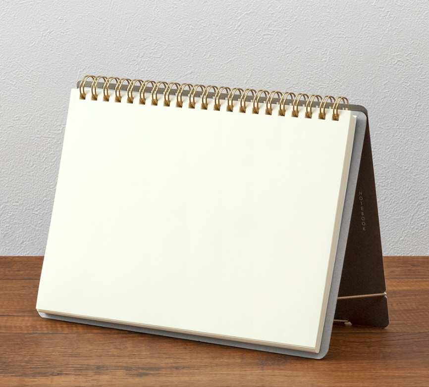 Midori Notebook + Stand A5