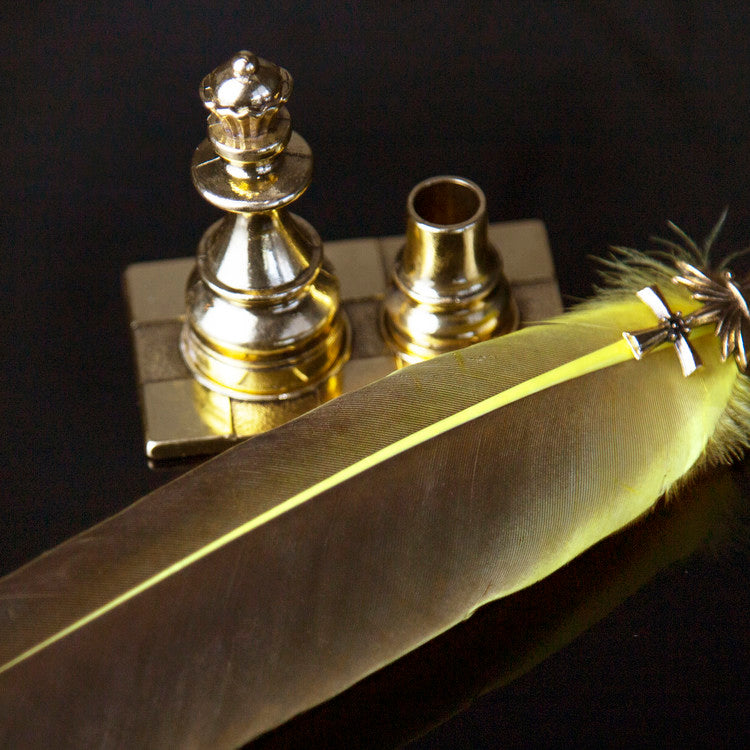 Wearingeul [Naver Webtoon] Your Throne Feather Pen & Pen Holder Sets