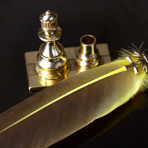 Wearingeul [Naver Webtoon] Your Throne Feather Pen & Pen Holder Sets