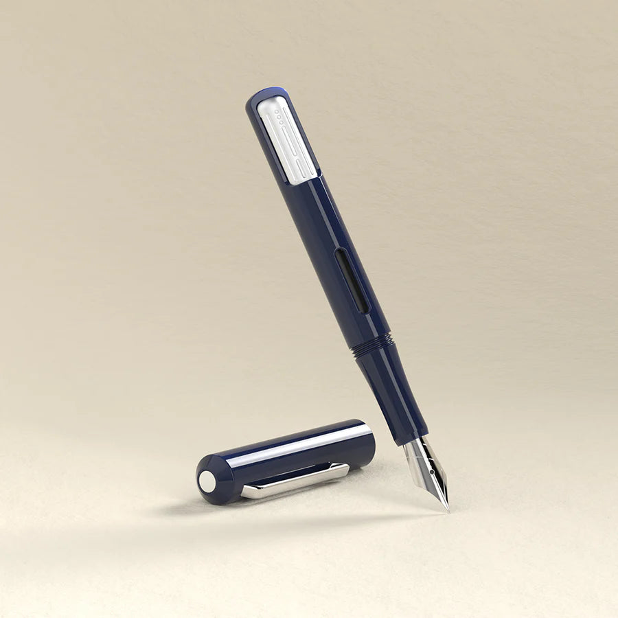 Endless Captiva Torque Filler Fountain Pen