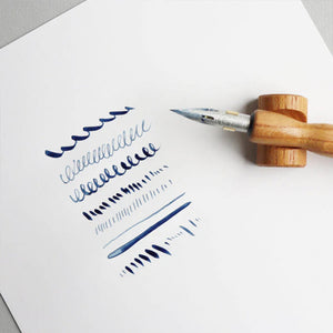 Tag Stationery Dip Pen Set (Wooden Holder & G Nib)