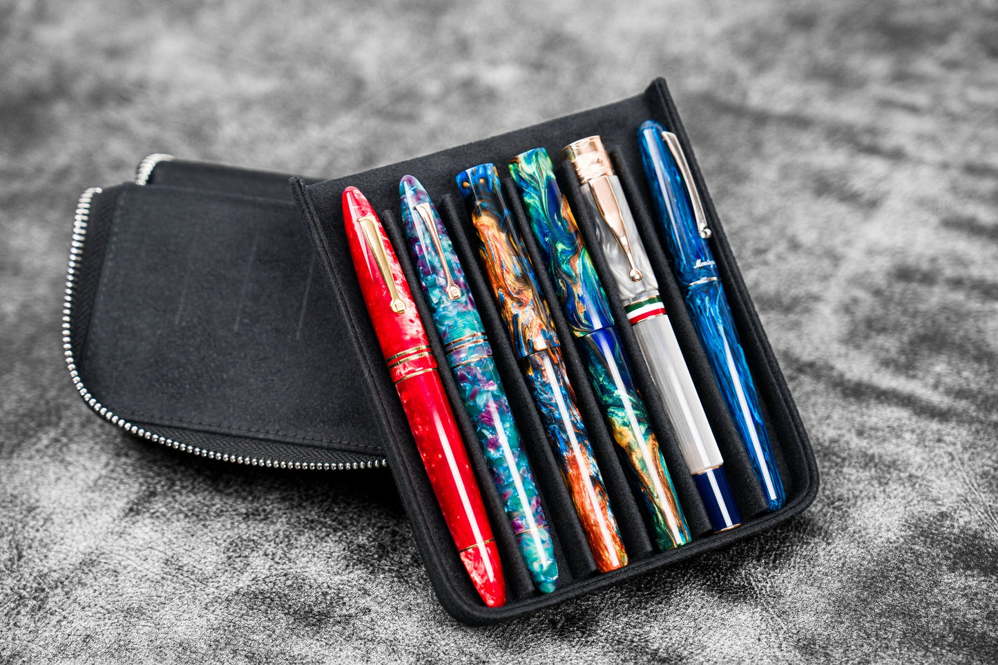 Galen Leather - Leather Zippered Magnum Opus 6 Slots Hard Pen Case with Removable Pen Tray