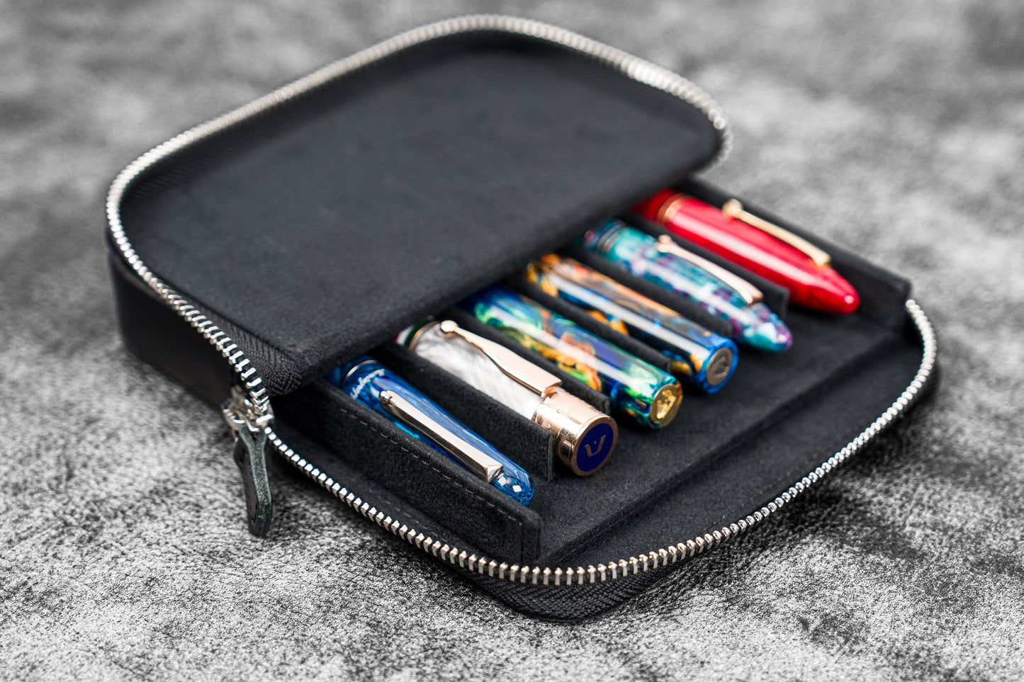 Galen Leather - Leather Zippered Magnum Opus 6 Slots Hard Pen Case with Removable Pen Tray