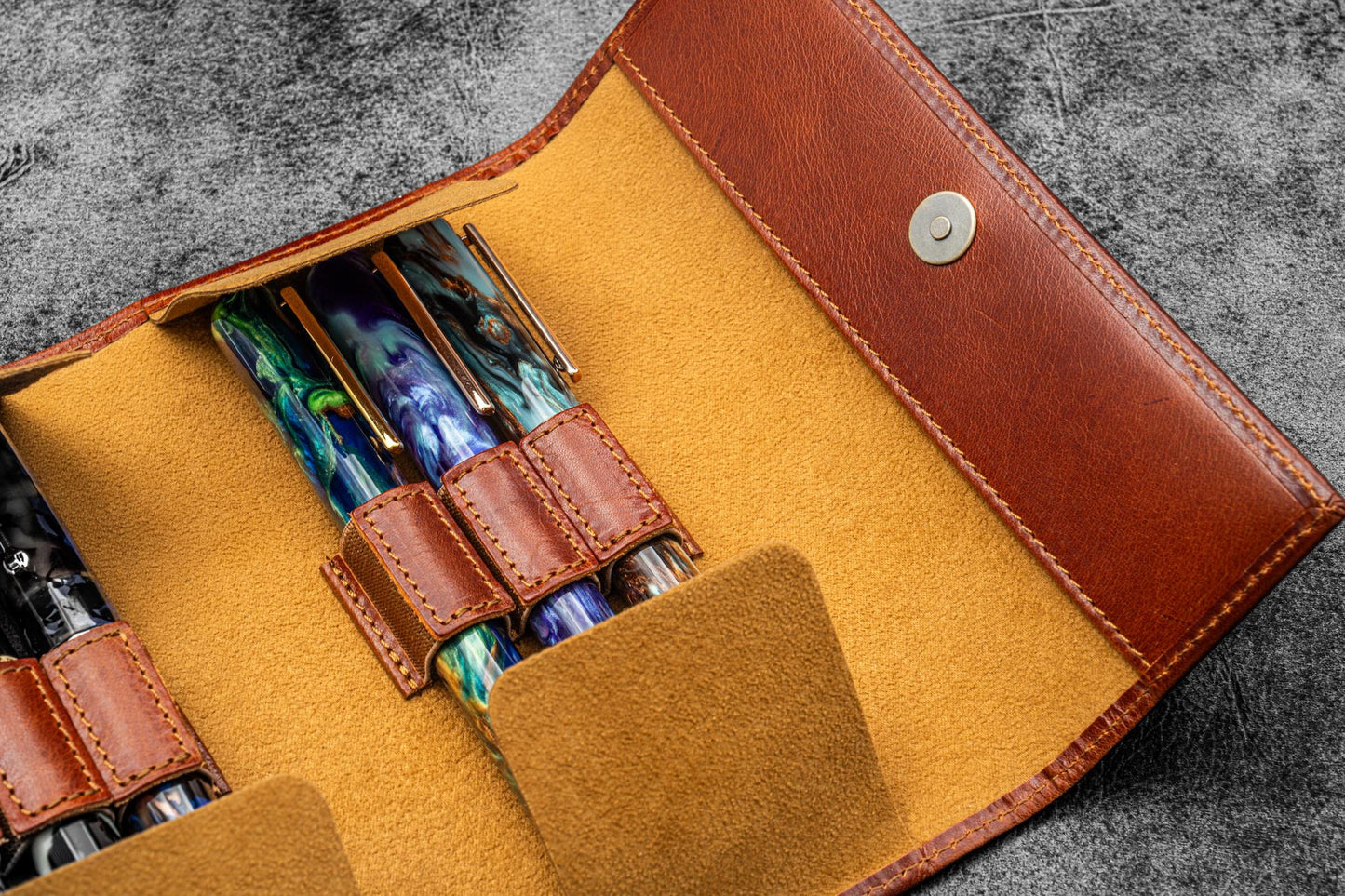 Galen Leather - The Writer’s Pen Wrap - 6 Slots Pen Case