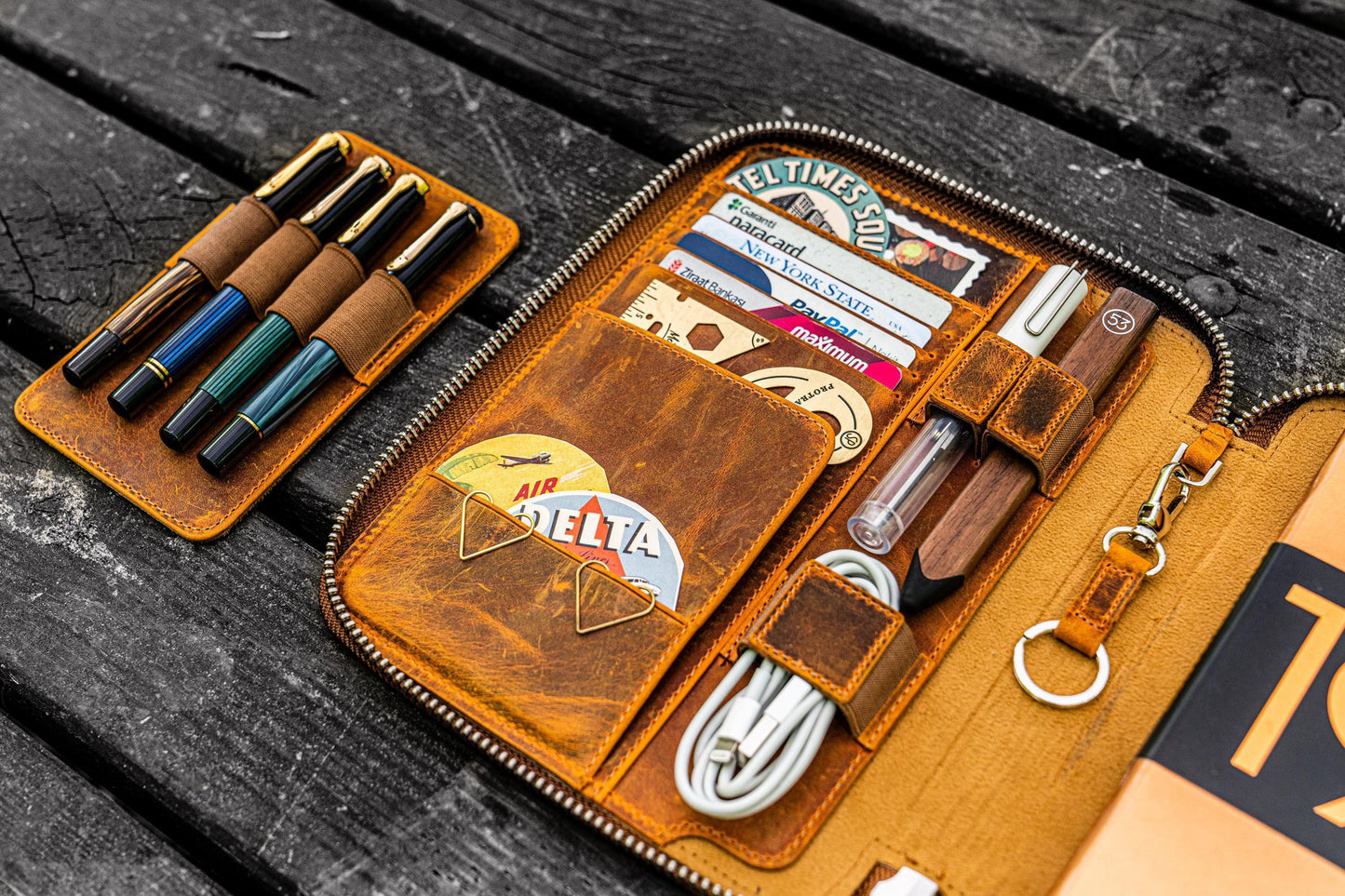 Galen Leather - Leather Zippered A5 Leuchtturm 1917 Notebook Folio