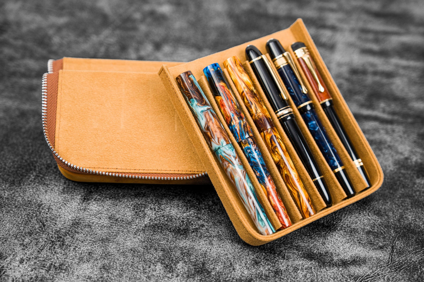 Galen Leather - Leather Zippered Magnum Opus 6 Slots Hard Pen Case with Removable Pen Tray