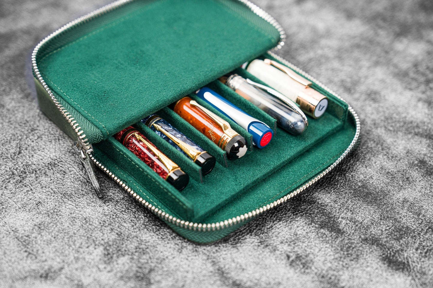 Galen Leather - Leather Zippered Magnum Opus 6 Slots Hard Pen Case with Removable Pen Tray