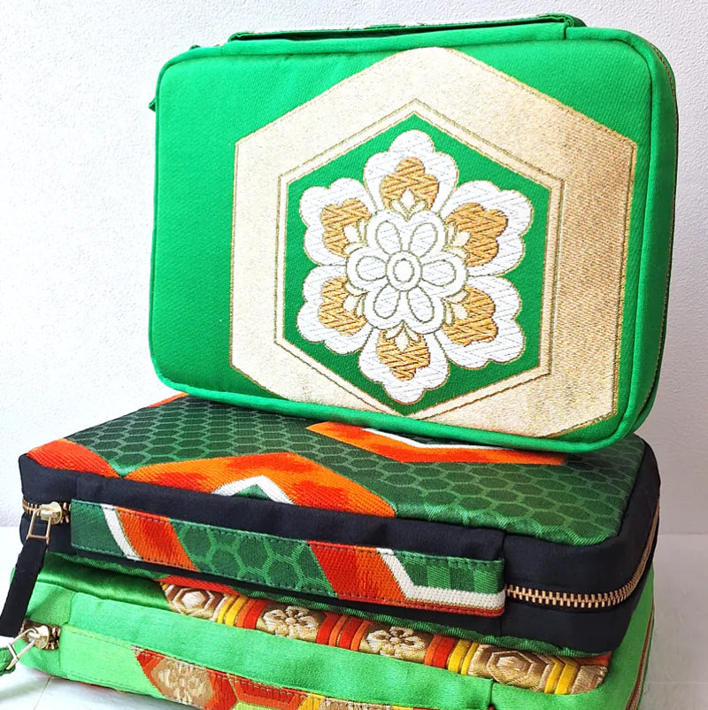 Kyoku Haku Green Kimono Obi Fabric 20 Pen Case
