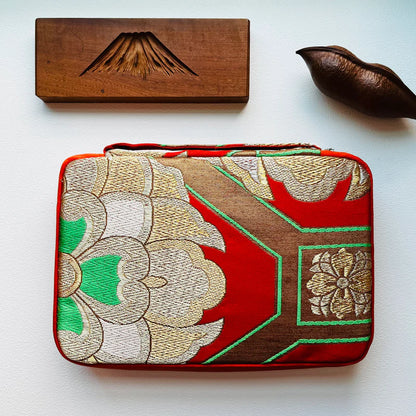 Kyoku Haku Japanese Fabric Zippered 20 Pen Case