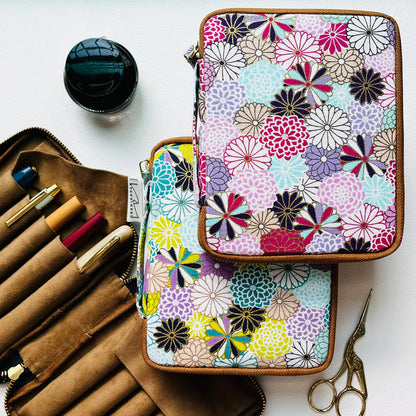 Kyoku Haku Dahlia Pattern Zippered Pen Case [10 Slots]