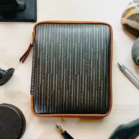 Kyoku Haku Iron Zippered 10 Pen Case