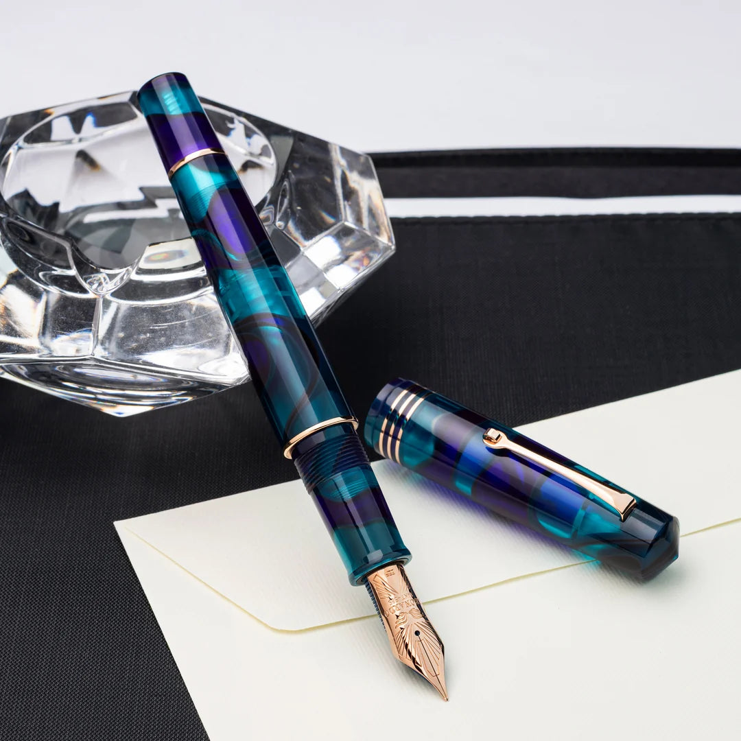 Leonardo Momento Zero Grande Fountain Pen [Eclipsis]