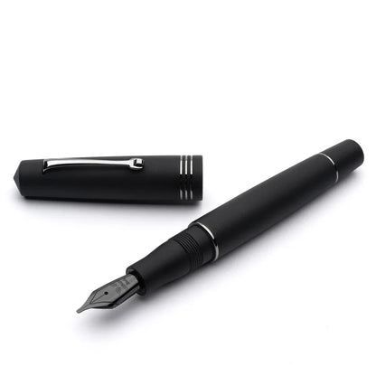 Leonardo Momento Zero Fountain Pen