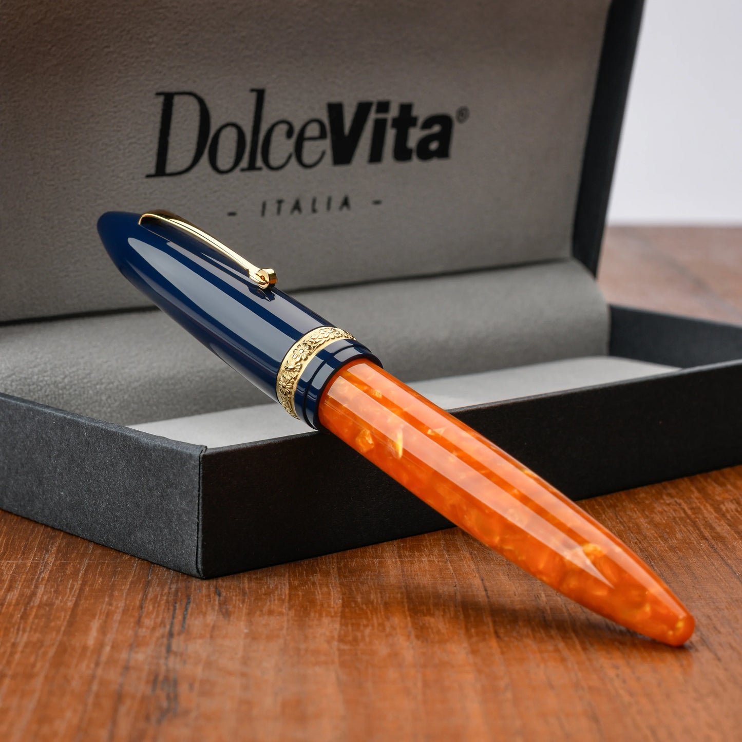 Leonardo Dolcevita Fountain Pen