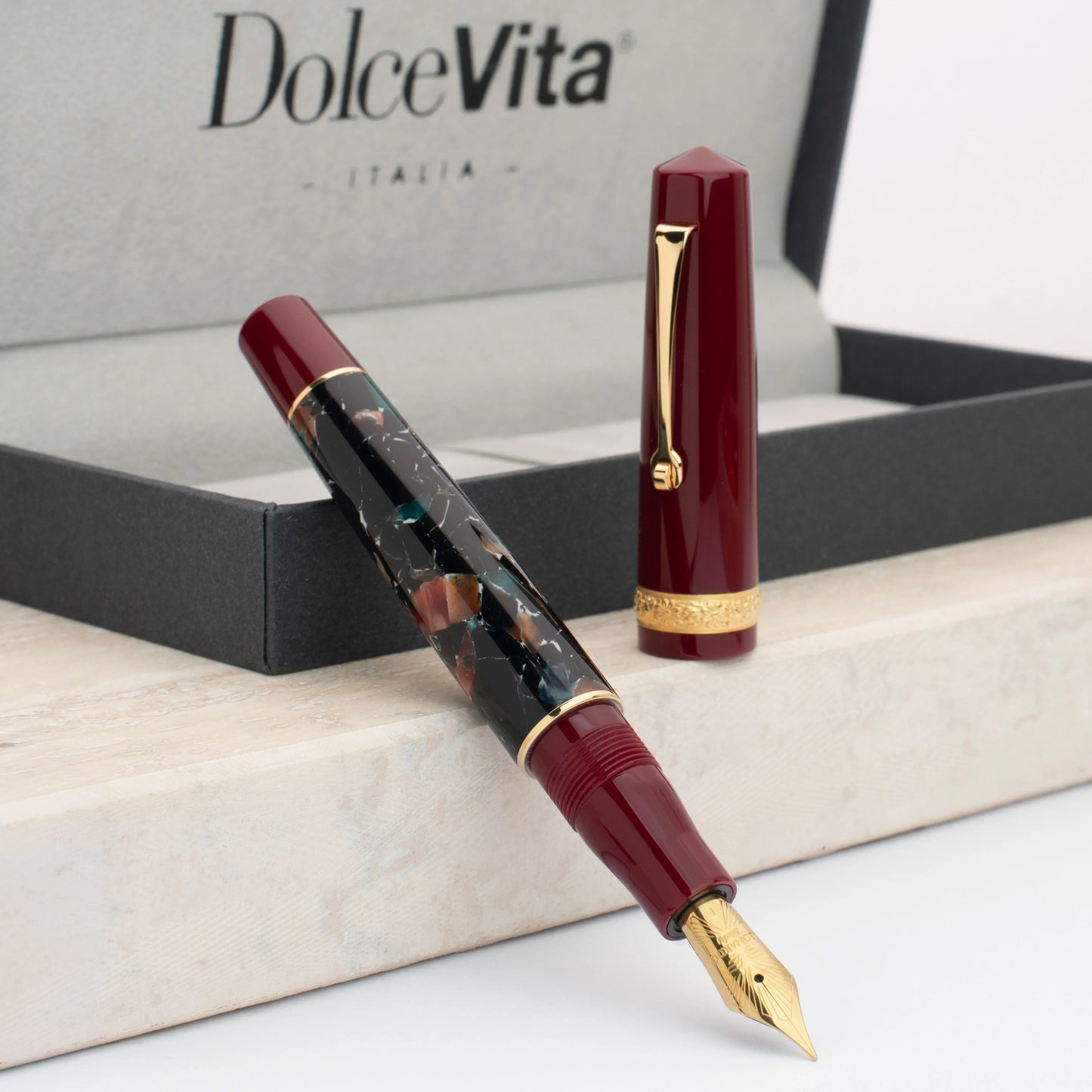 Leonardo Dolcevita Fountain Pen