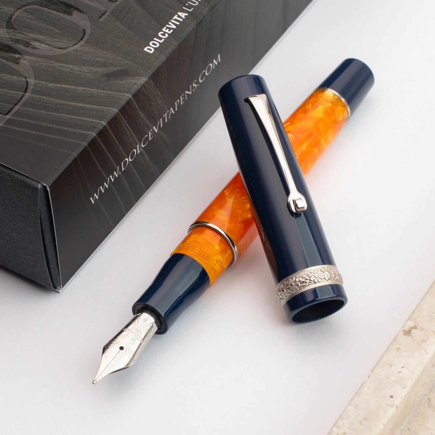 Leonardo Dolcevita Fountain Pen