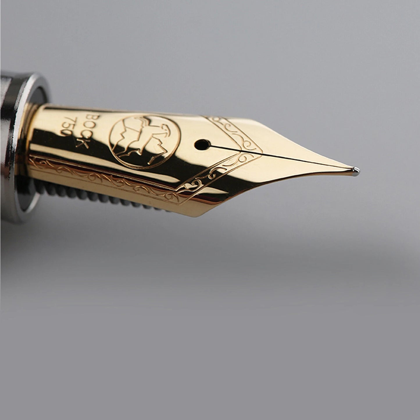 Majohn (Moonman) P136 Titanium Alloy Fountain Pen
