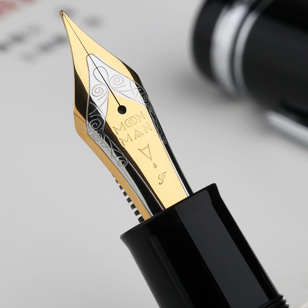 Majohn P141 (Moonman) Gold Clip Fountain Pen
