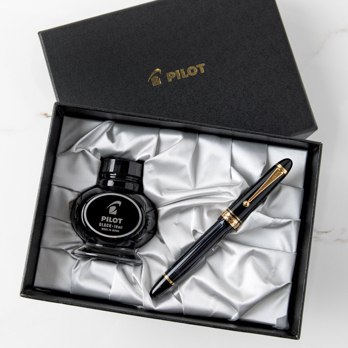 Pilot Custom 823 Fountain Pen
