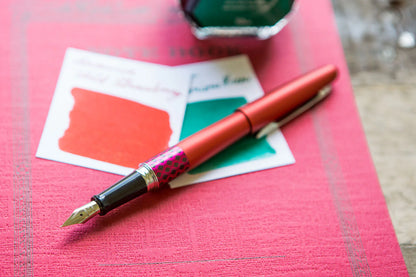 Pilot Metropolitan Fountain Pen (Retro Pop)