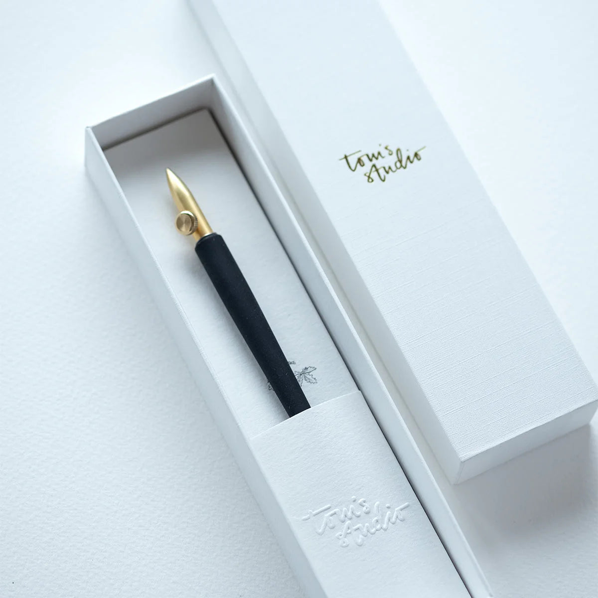 Tom's Studio One Dip Pen - A Very Versatile Nib