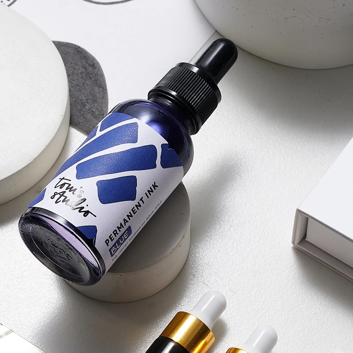 Tom's Studio Permanent Ink 30ml