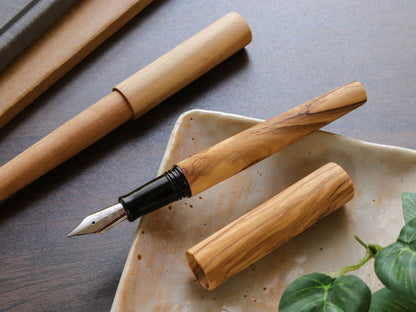 Wancher Sekai World Tree Fountain Pen (No Clip)