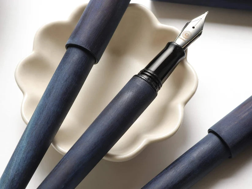 Wancher Sekai - Ai Fountain Pen