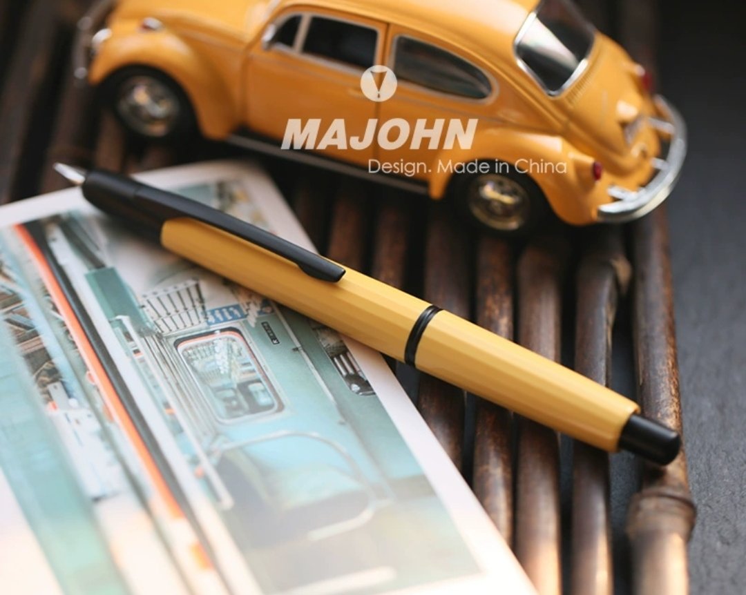 MAJOHN A2 Retractable Press Fountain Pen – Extra Fine Stainless Steel Nib, Resin Body (No Ink Included)