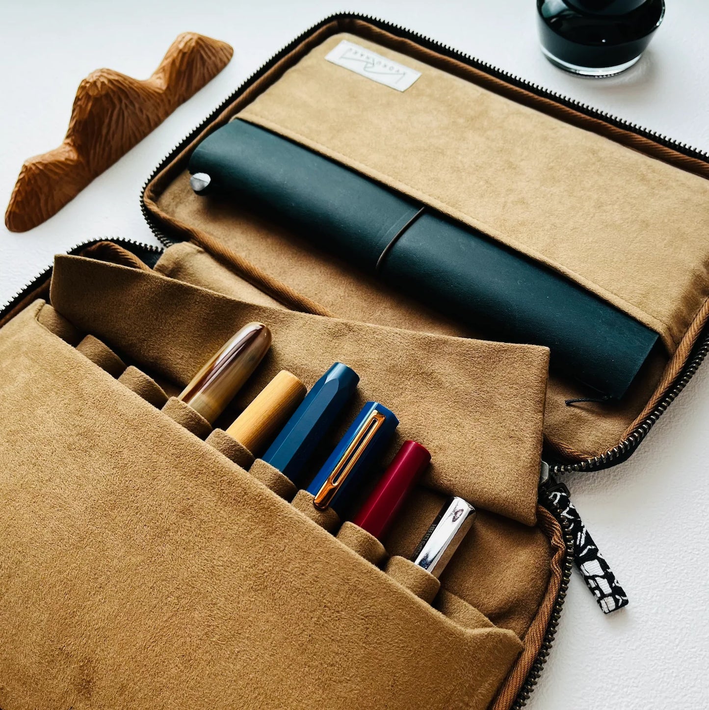Kyoku Haku Teal Zippered Pen Case [10 Slots]