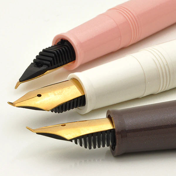 Sailor Fude De Mannen Caliigraphy Fountain Pen (40 degrees w/ 2pcs. cartridges)